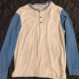American Eagle Longsleeve